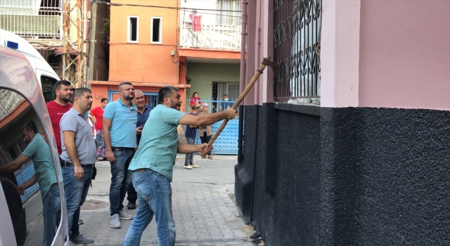 Adana’da bir kişi evde tartıştığı karısını bıçaklayarak öldürdü
