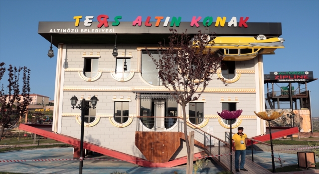 Hatay’daki ”Ters Ev” 6 ayda 50 bin ziyaretçiyi ağırladı