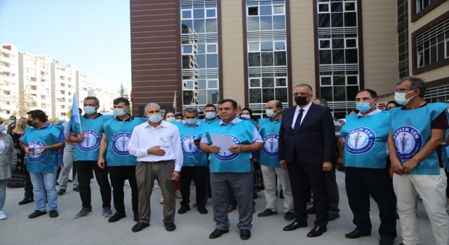 Adana’da sendika üyeleri filyasyon ekibine yapılan saldırıyı kınadı