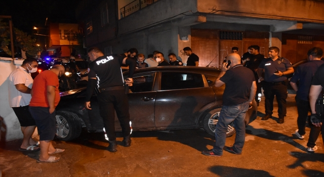 Adana’da ”dur” ihtarına uymayan şüpheli kaza yapınca yakalandı