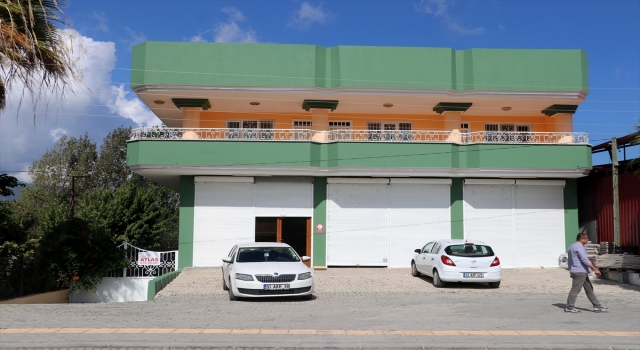 Hatay’da hayırsever iş insanı gençler için evini spor tesisine çevirdi