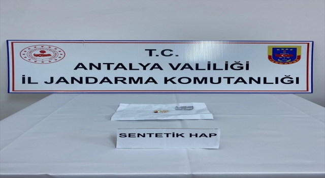 Antalya’da yolcu otobüsünde uyuşturucu hap ele geçirildi