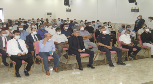 Silifke Kaymakamı Abdullah Aslaner muhtarlarla bir araya geldi