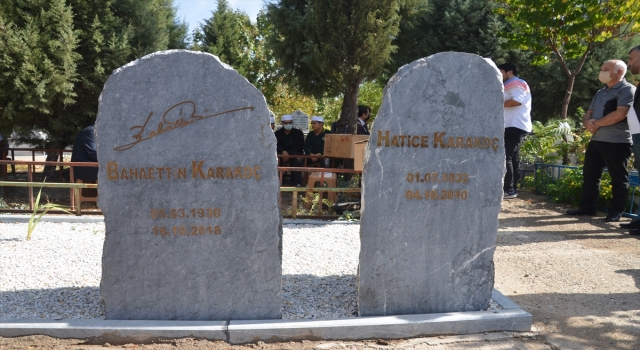 Türk edebiyatının ”Beyaz Kartal”ı Bahaettin Karakoç mezarı başında anıldı
