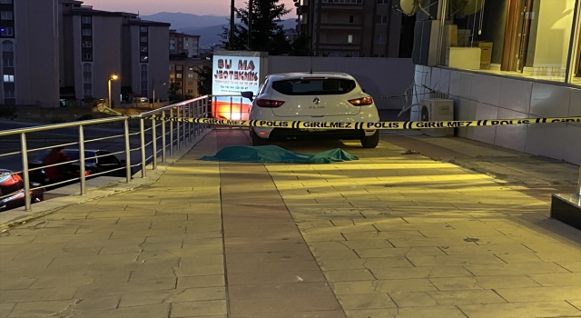 Kahramanmaraş’ta apartmanın ikinci katından düşen yaşlı kadın öldü