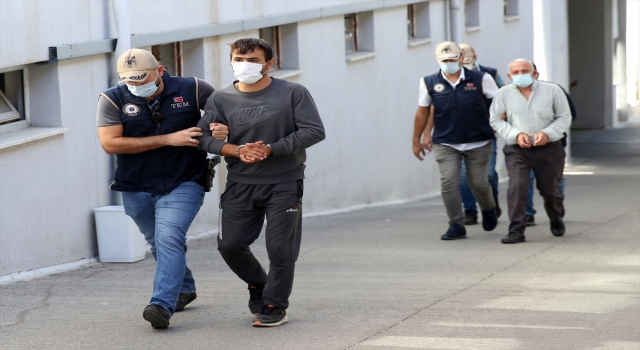 Adana’da terör örgütü PKK üyeliğinden aranan 3 kişi yakalandı
