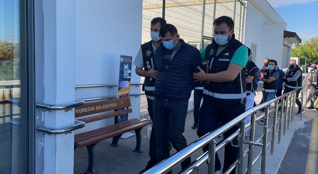 Adana’da devletin zarara uğratılmasıyla ilgili yakalanan 86 zanlı adliyede
