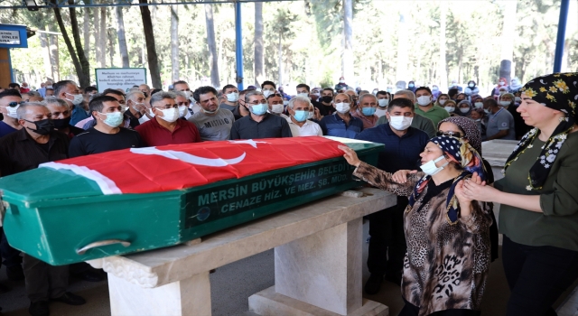 Mersin’de meslektaşının av tüfeğiyle öldürdüğü doktorun cenazesi defnedildi