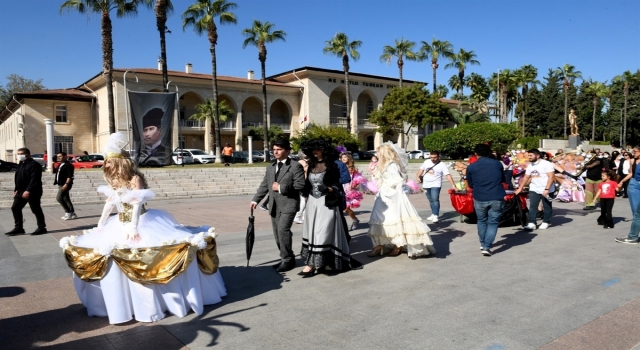 Mersin’de ”Çamlıbel Sokak Festivali” sürüyor