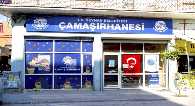 Adana’da üniversite öğrencilerine ”Çamaşır Kafe” ile ücretsiz hizmet sunuluyor