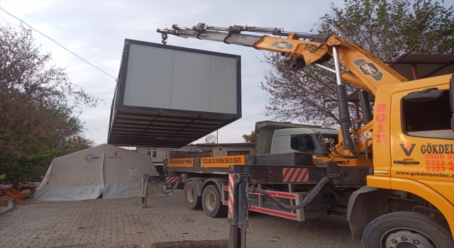 Aladağ’da orman yangınından etkilenen ailelere konteyner ev yardımı