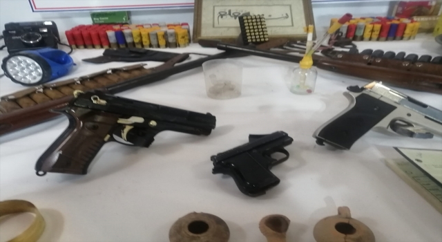 Isparta’da hırsızlık şüphelisi iki zanlı yakalandı