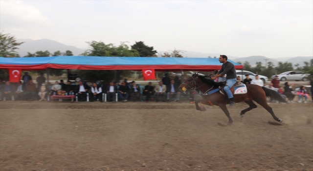 Düziçi’nde ” 9. Geleneksel Rahvan At Yarışları” yapıldı