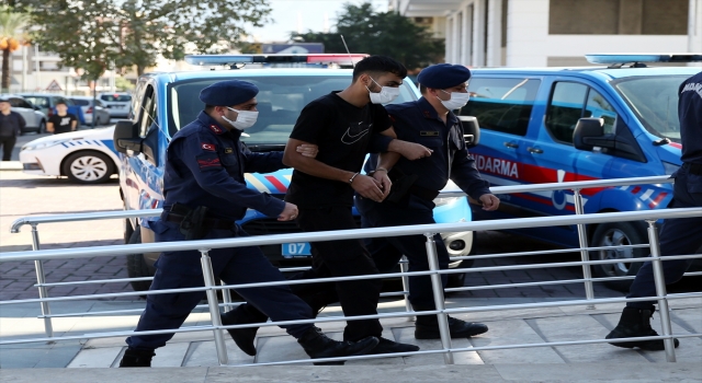 Antalya’da uyuşturucu operasyonunda 3 şüpheli yakalandı
