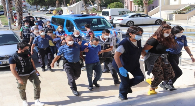 Mersin’de uyuşturucu operasyonlarında 8 zanlı tutuklandı