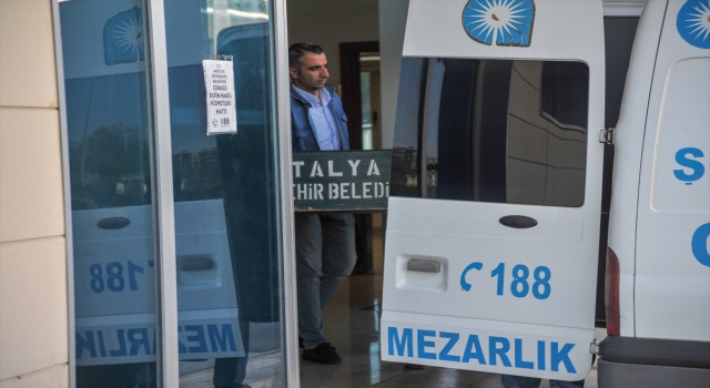 Antalya’da balkondan düşen 1,5 yaşındaki çocuk yaşamını yitirdi