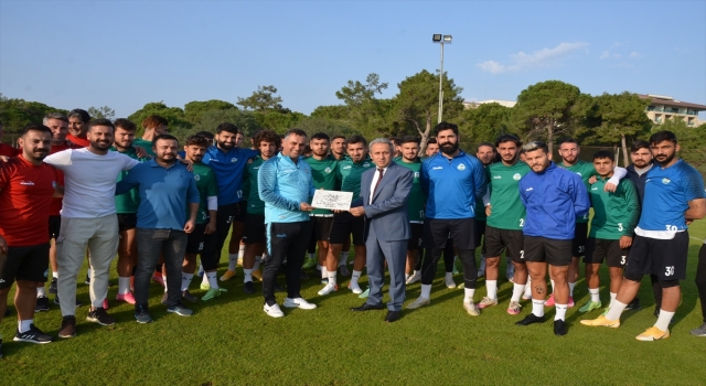Serik Gençlik ve Spor İlçe Müdürü Özen’den Serik Belediyespor’a moral ziyareti