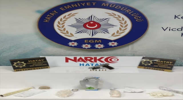 Hatay’da uyuşturucu operasyonunda yakalanan 3 zanlıdan 2’si tutuklandı