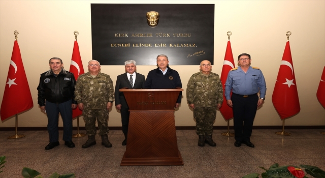 Milli Savunma Bakanı Akar, Hatay Valiliğini ziyaret etti