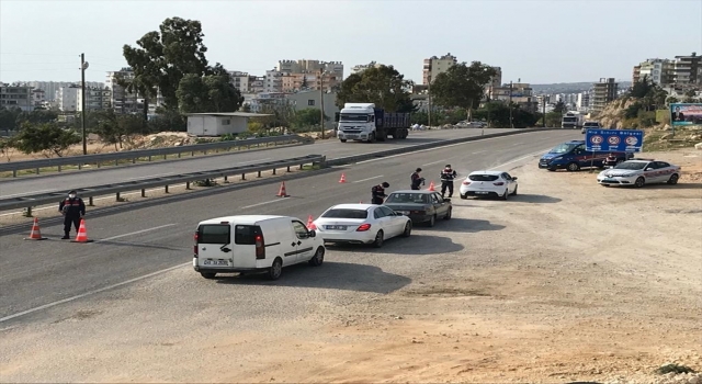 Mersin’de çeşitli suçlardan aranan 12 zanlı tutuklandı