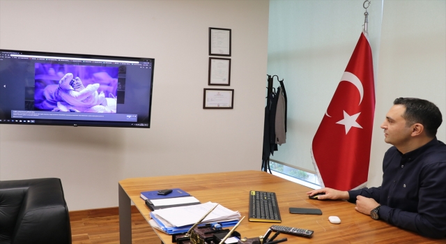 Adana’da sağlık çalışanları AA’nın ”Yılın Fotoğrafları” oylamasına katıldı