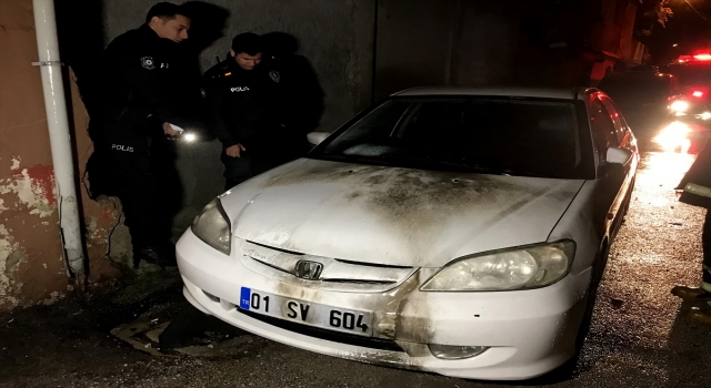 Adana’da otomobil kundaklandı