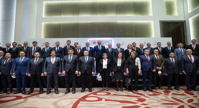 Adalet Bakanı Gül, Adana’da ”Adalet Bölge Değerlendirme Toplantısı”na katıldı: