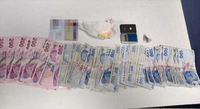 Adana’da uyuşturucu operasyonunda 2 şüpheli yakalandı