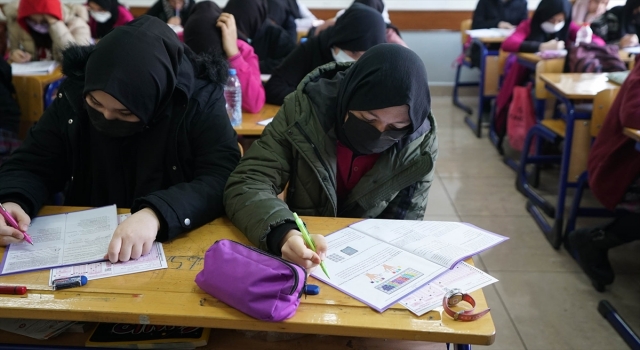 Kahramanmaraş’ta öğrencilere deneme sınavı desteği