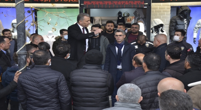 Antalya’da esnaf ile ünlü markaların avukatları arasında ”taklit ürün” gerginliği