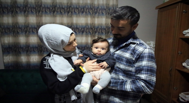 ”Yaşama şansı yok” denilen bebek, anne karnındaki operasyonla hayata tutundu