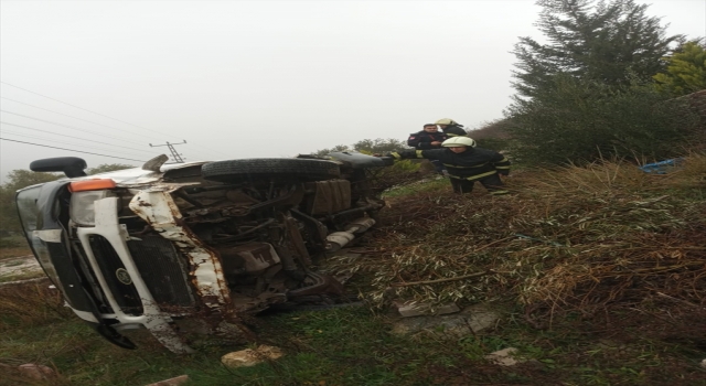 Hatay’da şarampole devrilen minibüsteki 3 kişi yaralandı