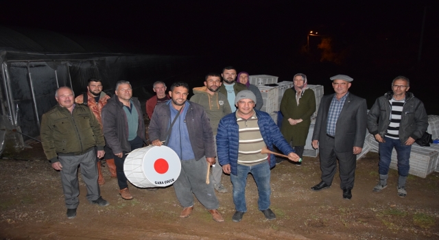 Antalya’da çiftçiler zirai don nöbeti tutuyor