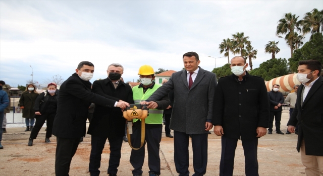 Antalya’da ”Kaş’ın Kahramanları Anıtı”nın temeli atıldı