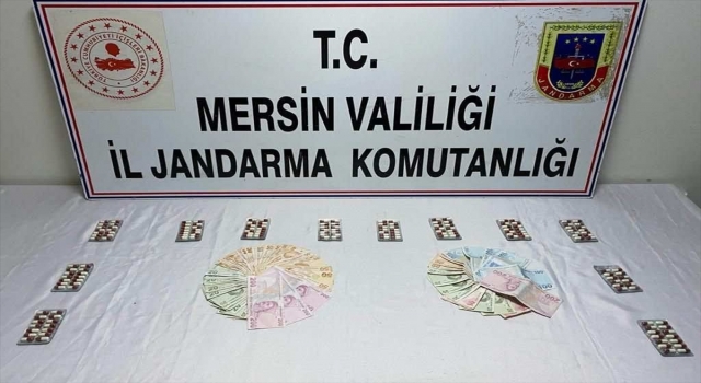 Mersin’de uyuşturucu operasyonunda yakalanan 3 şüpheliden 2’si tutuklandı