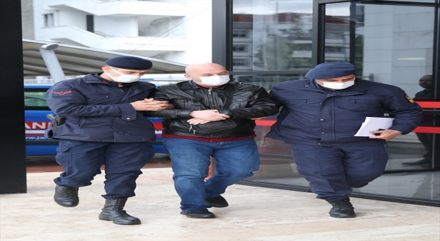Antalya’da sahte içki üreten şüpheli yakalandı