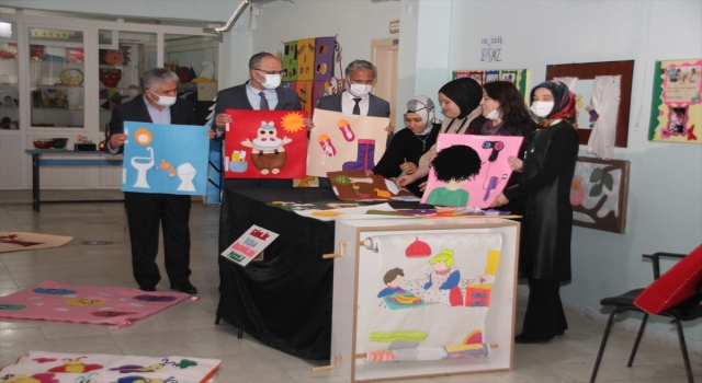Mersin’de engelli çocuklar için hazırlanan eğitici oyuncağa patent