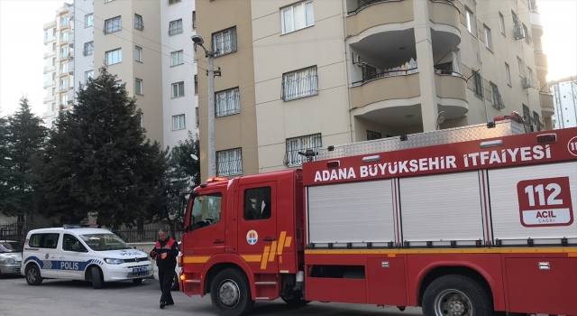 Adana’da evde mahsur kalan kadın kurtarıldı