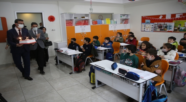 Kahramanmaraş’ta şehit çocuğuna doğum günü sürprizi yapıldı