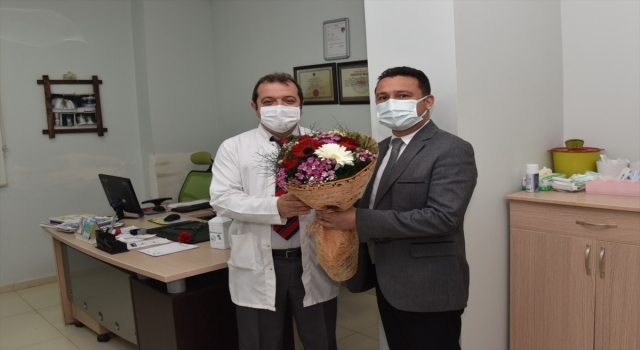 Anamur’da sağlık çalışanlarına 14 Mart Tıp Bayramı hediyesi
