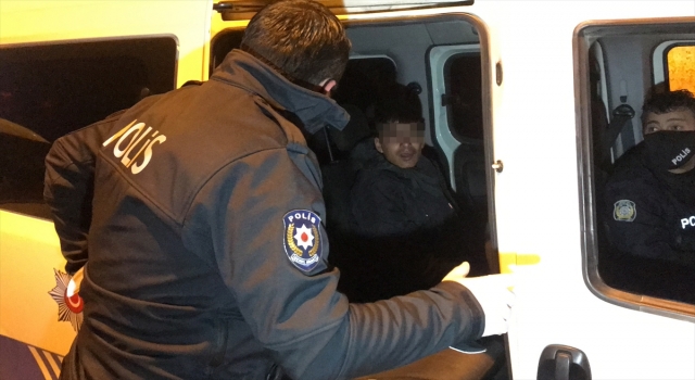 Adana’da hırsızlık şüphelisinden ”camiye gidiyorum” savunması