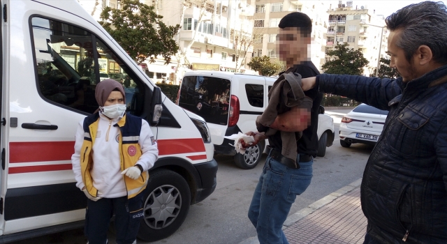 Adana’da bıçaklı saldırıya uğrayan çocuk yaralandı