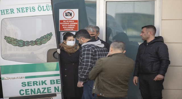 GÜNCELLEME Antalya’da refüje çarpan otomobildeki 3 kişi öldü