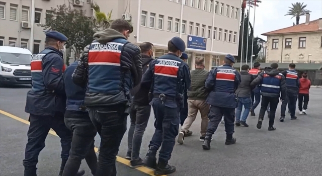 Mersin’de terör örgütü PKK/KCK operasyonunda 7 zanlı yakalandı