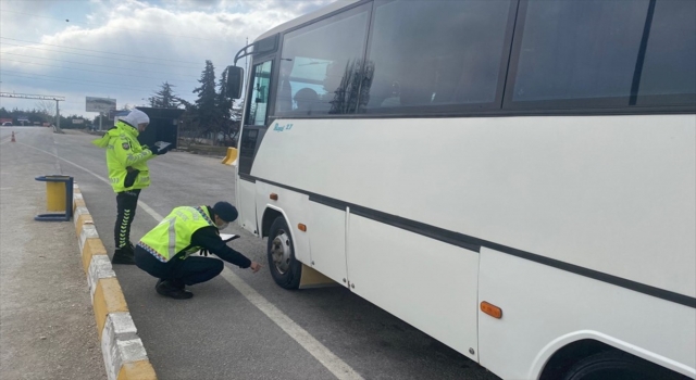 Burdur’da okul servisleri denetlendi