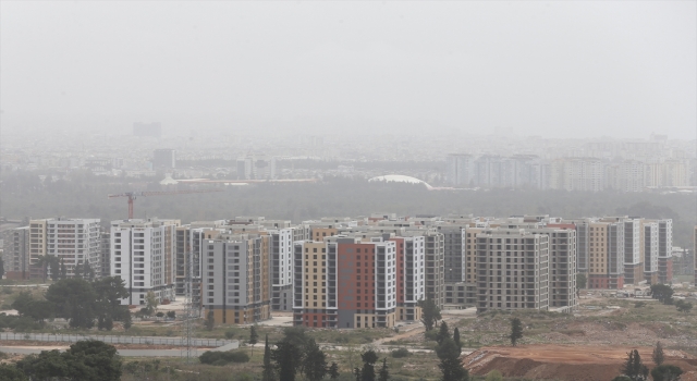 Antalya’da toz taşınımı nedeniyle görüş mesafesi düştü