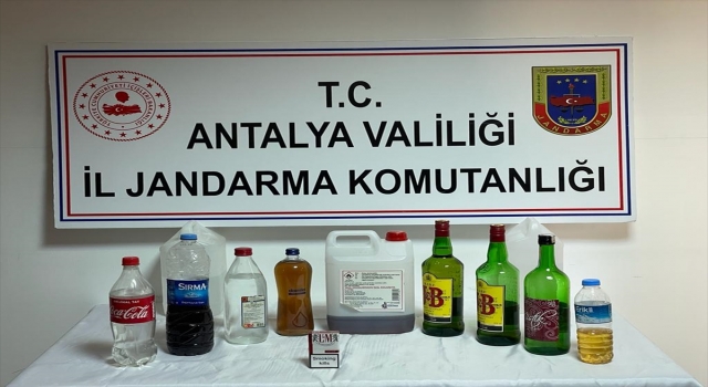 Antalya’da 10 litre kaçak alkol ele geçirildi