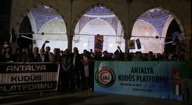 İsrail’in Mescidi Aksa baskını Antalya’da protesto edildi