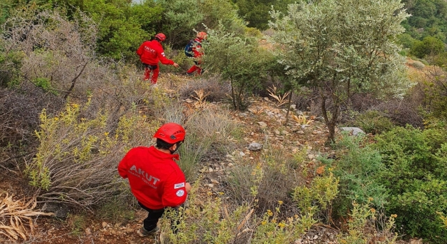 Kaş’ta kaybolan zihinsel engelli jandarma tarafından bulundu