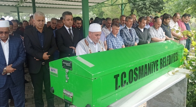 Osmaniye’de kalp krizi sonucu hayatını kaybeden akademisyenin cenazesi defnedildi